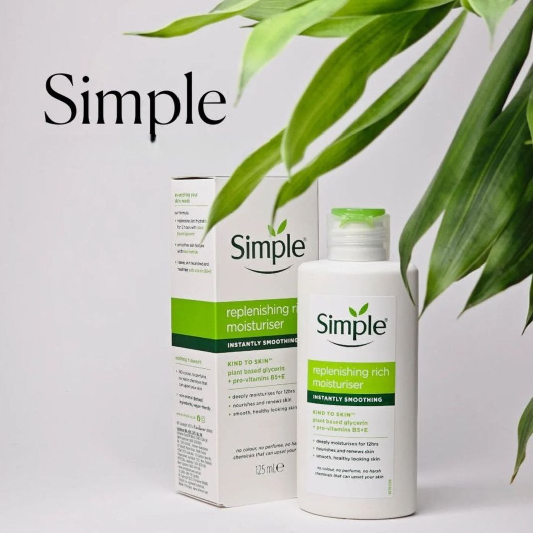 کرم مرطوب کننده و آبرسان سیمپل کرم مرطوب کننده و آبرسان سیمپل