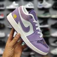 کتونی زنانه ایر جردن 1