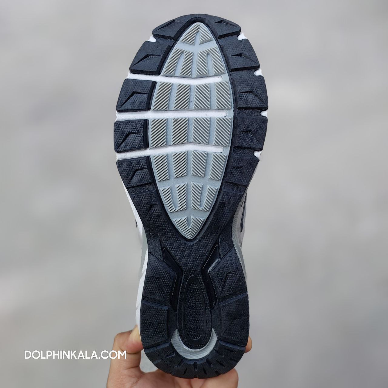 کتونی نیوبالانس 990 مردانه کتونی نیوبالانس 990 مردانه