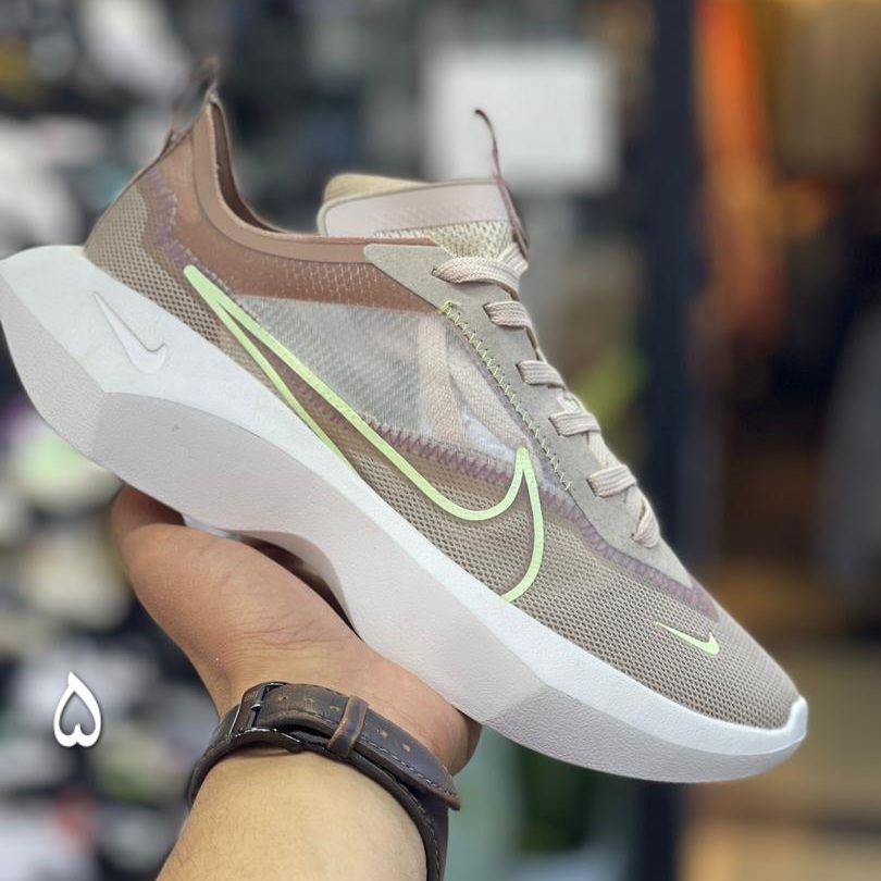 beige nike vista lite