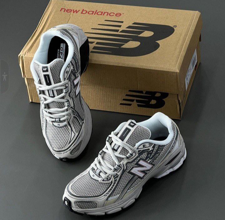 کتونی نیوبالانس 740 کتونی نیوبالانس 740