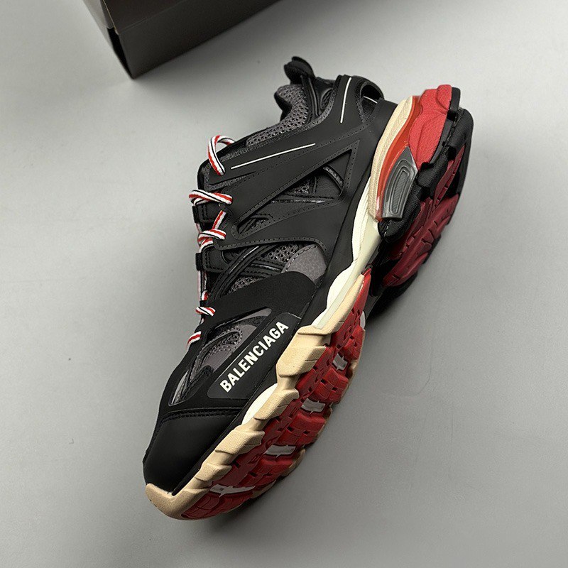 کتونی مردانه بالنسیاگا ترک Balenciaga track کتونی مردانه بالنسیاگا ترک Balenciaga track