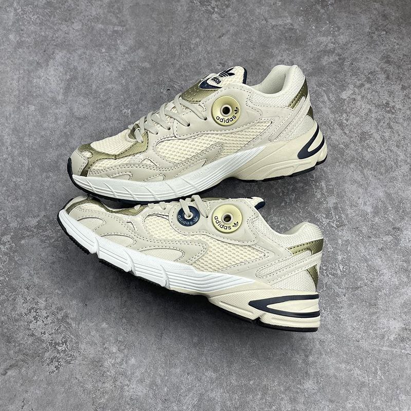 کتونی زنانه آدیداس آستیر کتونی زنانه آدیداس آستیر