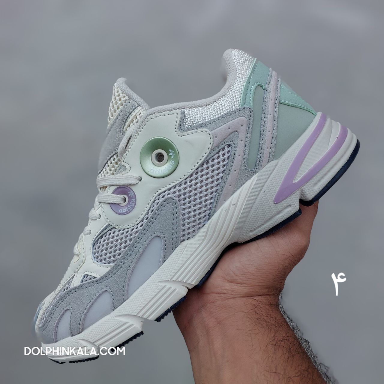 کتونی زنانه آدیداس آستیر کتونی زنانه آدیداس آستیر