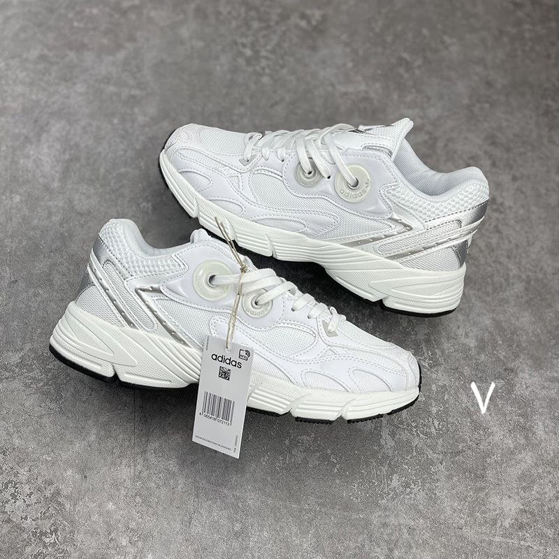 کتونی زنانه آدیداس آستیر کتونی زنانه آدیداس آستیر