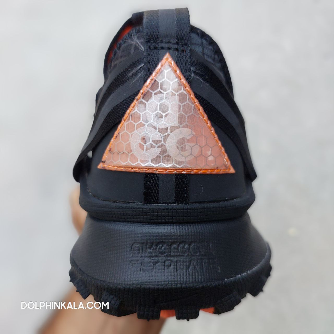 کتونی نایک ای سی جی ماونتین فلای زنانه کتونی نایک ای سی جی ماونتین فلای زنانه