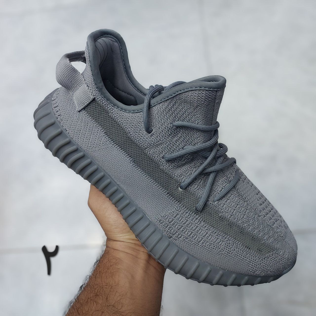 کفش اسپرت آدیداس یزی ۳۵۰ بوست تمام شاین مردانه کفش اسپرت آدیداس یزی ۳۵۰ بوست تمام شاین مردانه