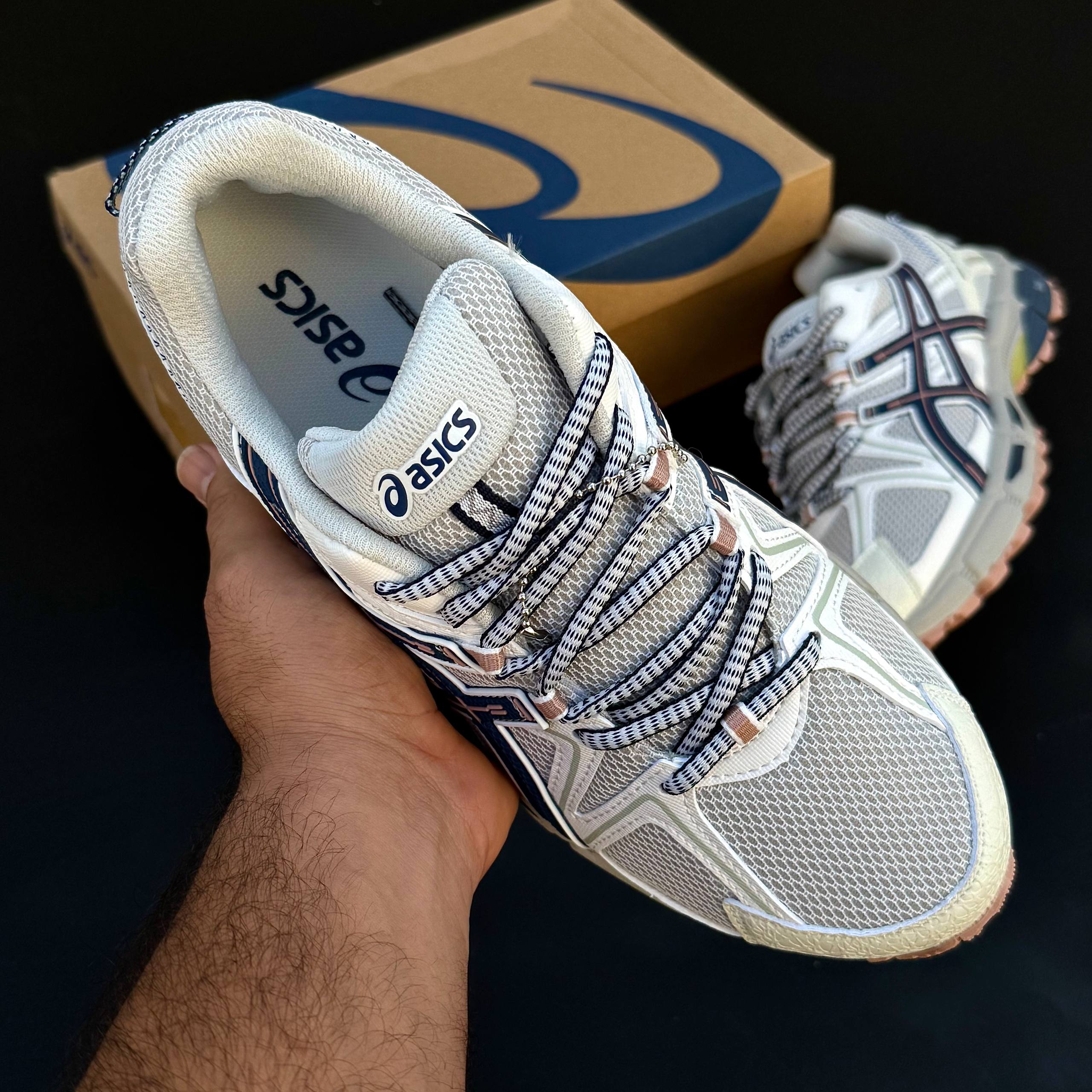 کتونی مردانه آسیکس ژل کاهانا ۸ کتونی مردانه آسیکس ژل کاهانا ۸