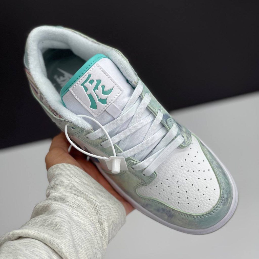 کتونی نایک اس بی دانک لو دراگون زنانه کتونی نایک اس بی دانک لو دراگون زنانه