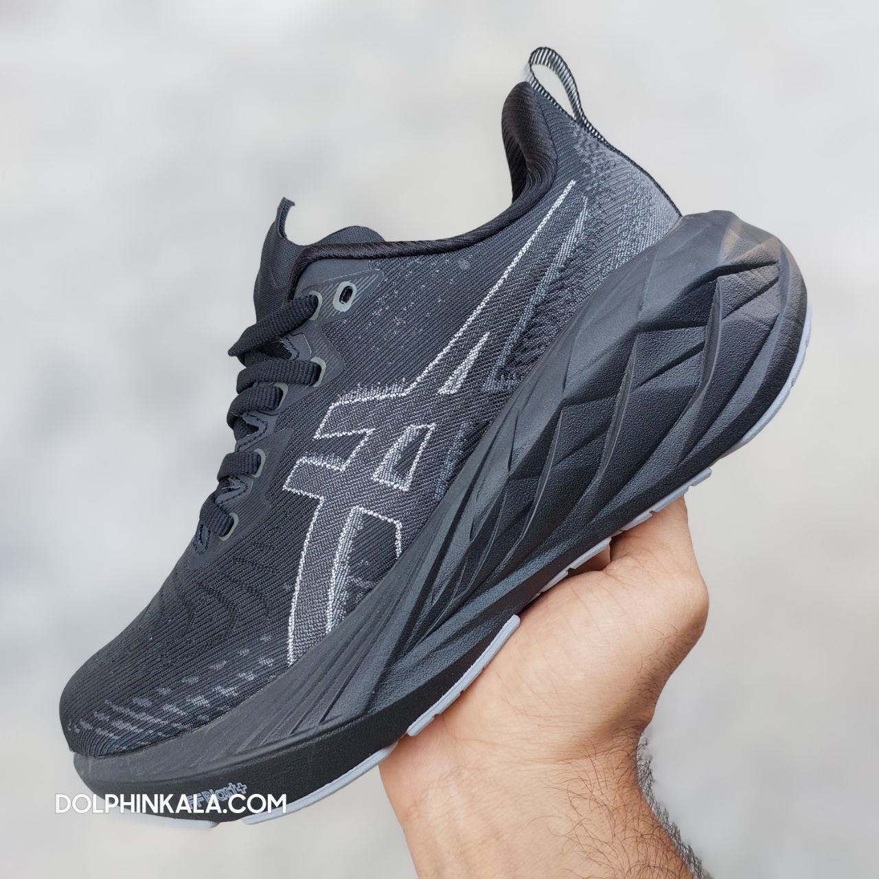 کتونی اسیکس نوابلاست ۴ زنانه کتونی اسیکس نوابلاست ۴ زنانه