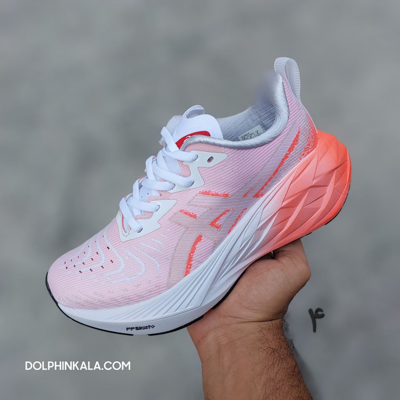 کتونی اسیکس نوابلاست ۴ زنانه کتونی اسیکس نوابلاست ۴ زنانه