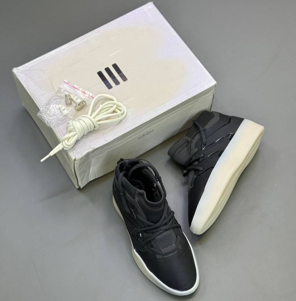 کتونی آدیداس فیر آف گاد کتونی آدیداس فیر آف گاد