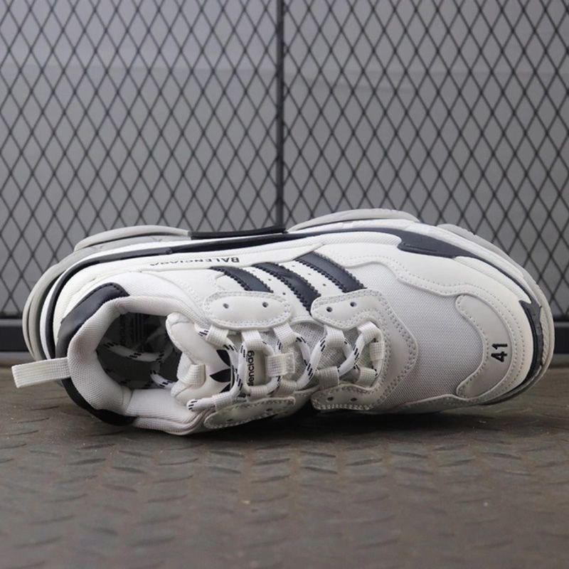 کتونی بالنسیاگا ایکس آدیداس تریپل اس زنانه کتونی بالنسیاگا ایکس آدیداس تریپل اس زنانه