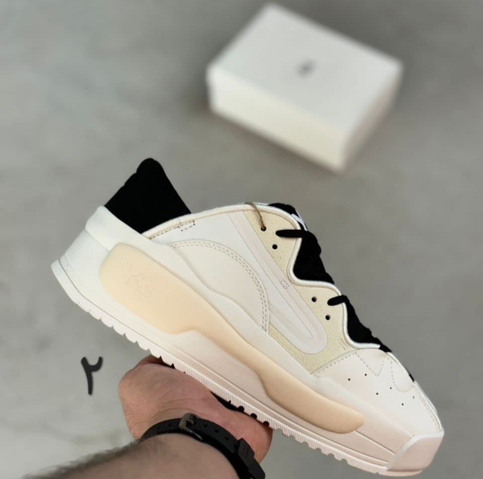 کفش اسپرت مردانه آدیداس وای 3 کفش اسپرت مردانه آدیداس وای 3