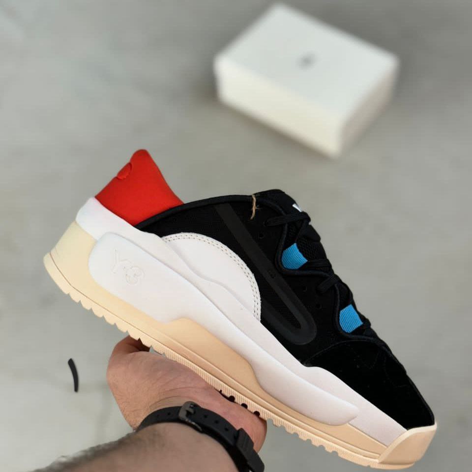 کفش اسپرت مردانه آدیداس وای 3 کفش اسپرت مردانه آدیداس وای 3