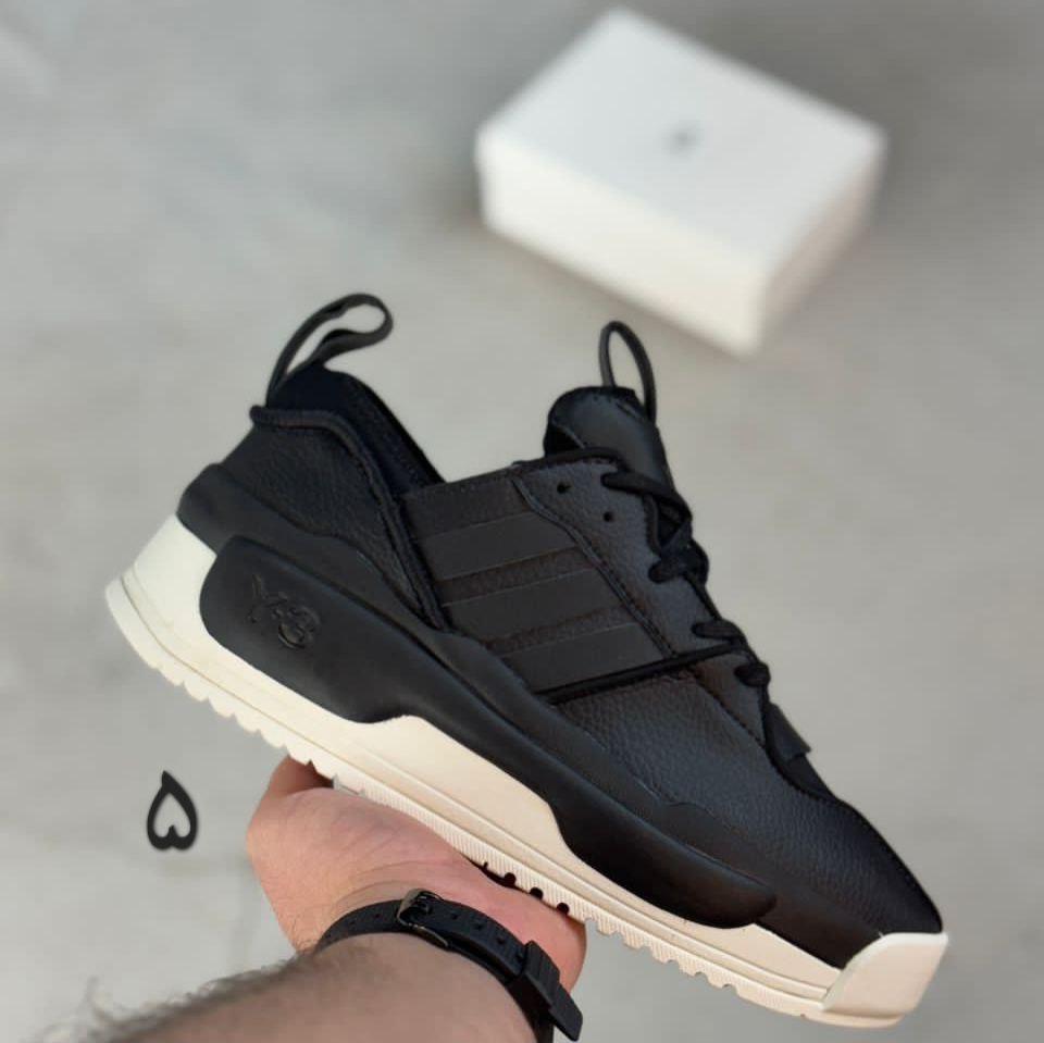 کفش اسپرت مردانه آدیداس وای 3 کفش اسپرت مردانه آدیداس وای 3