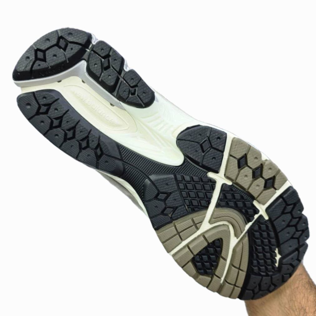 کتونی نیوبالانس 2002 مردانه کتونی نیوبالانس 2002 مردانه