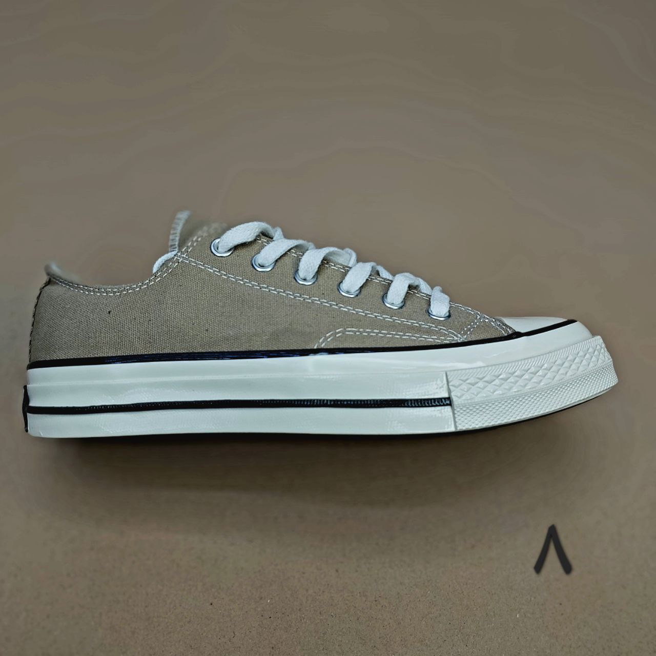 کفش اسپرت کانورس آل استار ۱۹۷۰ بدون ساق مردانه کفش اسپرت کانورس آل استار ۱۹۷۰ بدون ساق مردانه