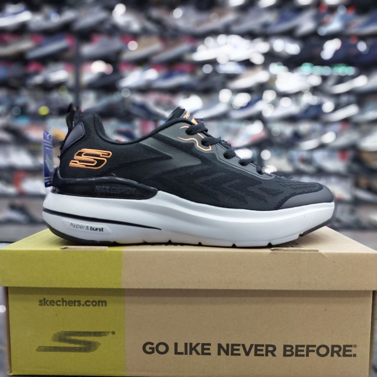 کفش اسپرت راحتی اسکیچرز مردانه کفش اسپرت راحتی اسکیچرز مردانه