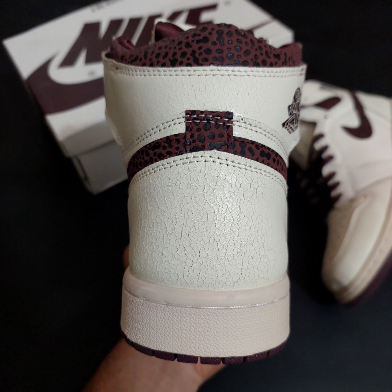 کتونی نایک جردن وان رترو کرم قهوه ای مردانه کتونی نایک جردن وان رترو کرم قهوه ای مردانه