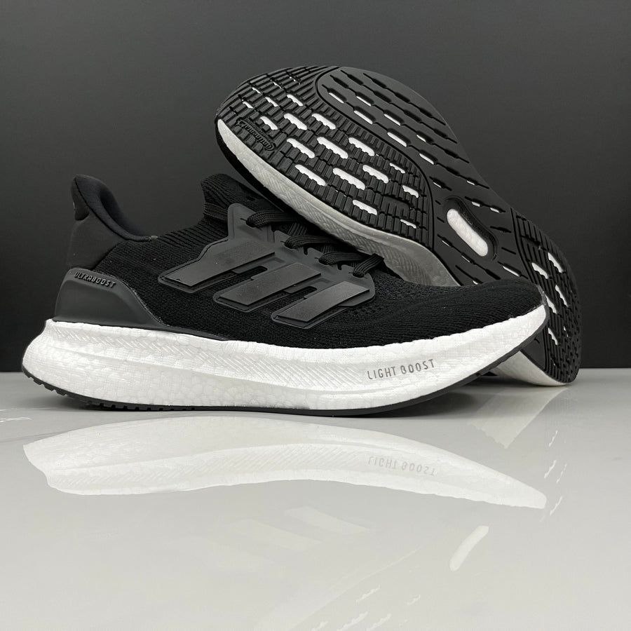 کفش اسپرت آدیداس اولترا بوست مردانه سایز بزرگ کفش اسپرت آدیداس اولترا بوست مردانه سایز بزرگ