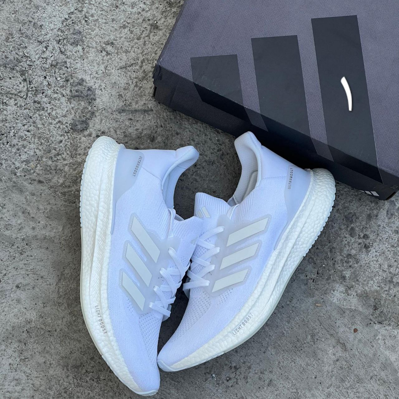 کفش اسپرت آدیداس اولترا بوست مردانه سایز بزرگ کفش اسپرت آدیداس اولترا بوست مردانه سایز بزرگ