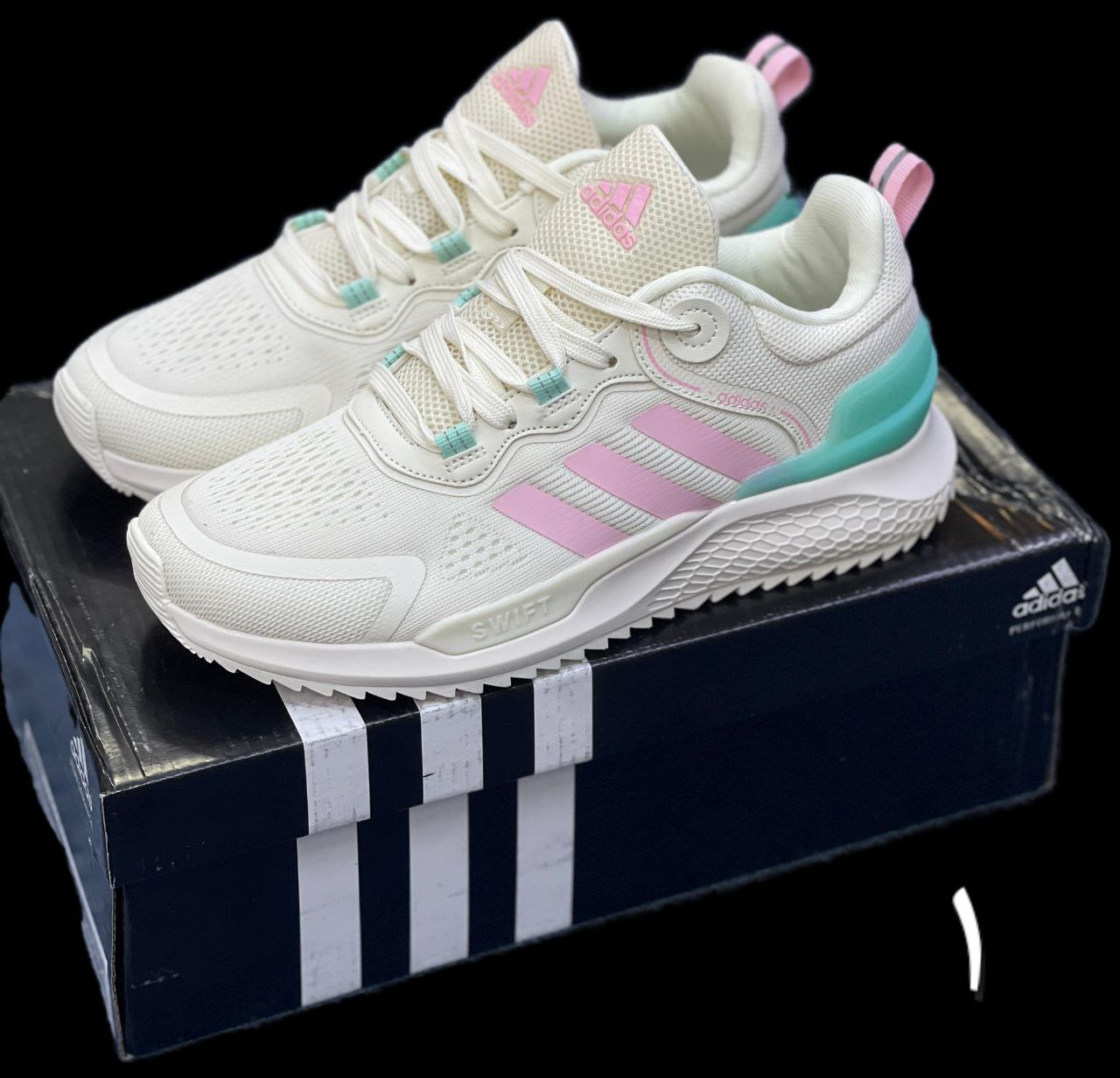 کتونی آدیداس رانینگ زنانه کتونی آدیداس رانینگ زنانه