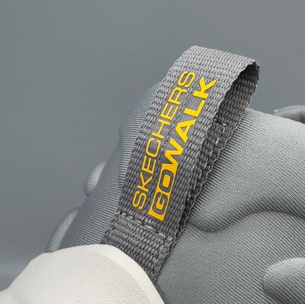 کفش اسپرت اسکیچرز مدل max cushion زنانه مستر کتونی دویدن و پیاده روی اسکیچرز زنانه