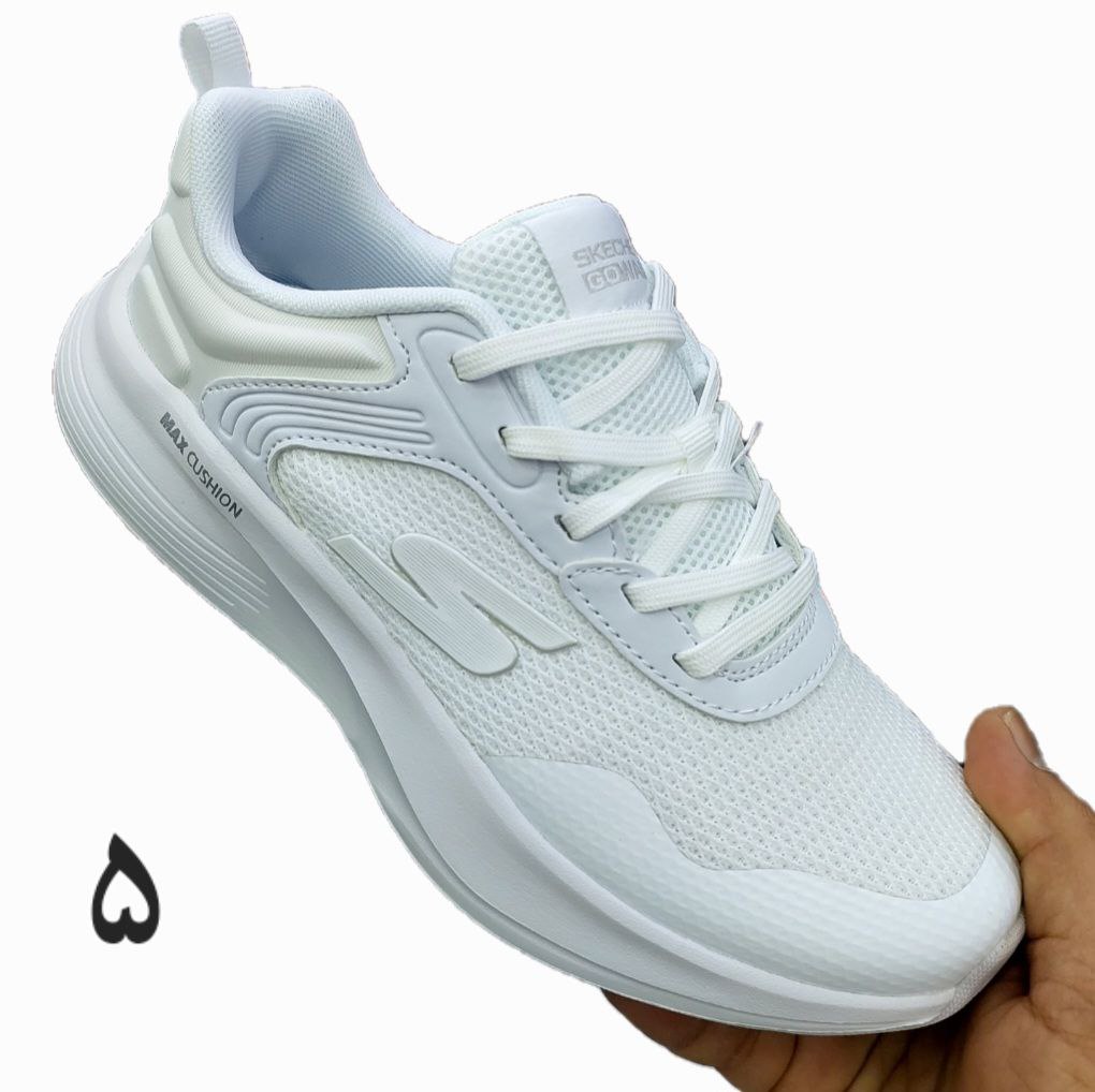 کفش اسپرت اسکیچرز مدل max cushion زنانه مستر کفش دویدن و پیاده روی اسکیچرز زنانه مستر