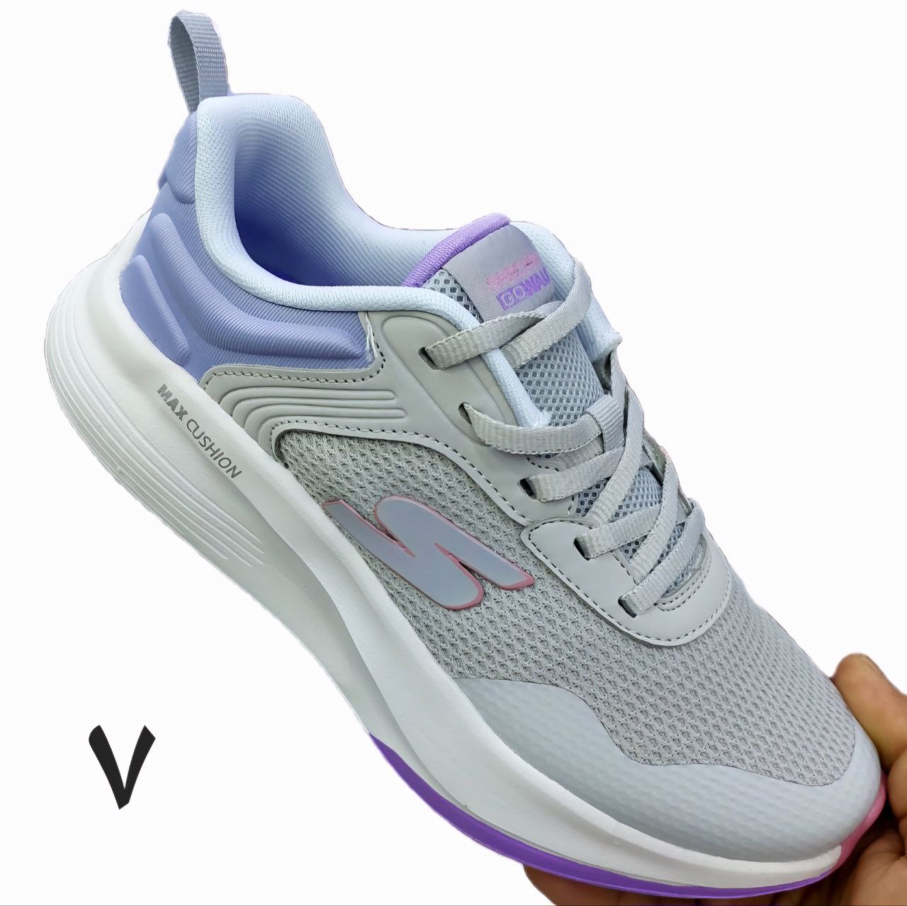 کفش اسپرت اسکیچرز مدل max cushion زنانه مستر کفش دویدن و پیاده روی اسکیچرز زنانه مستر