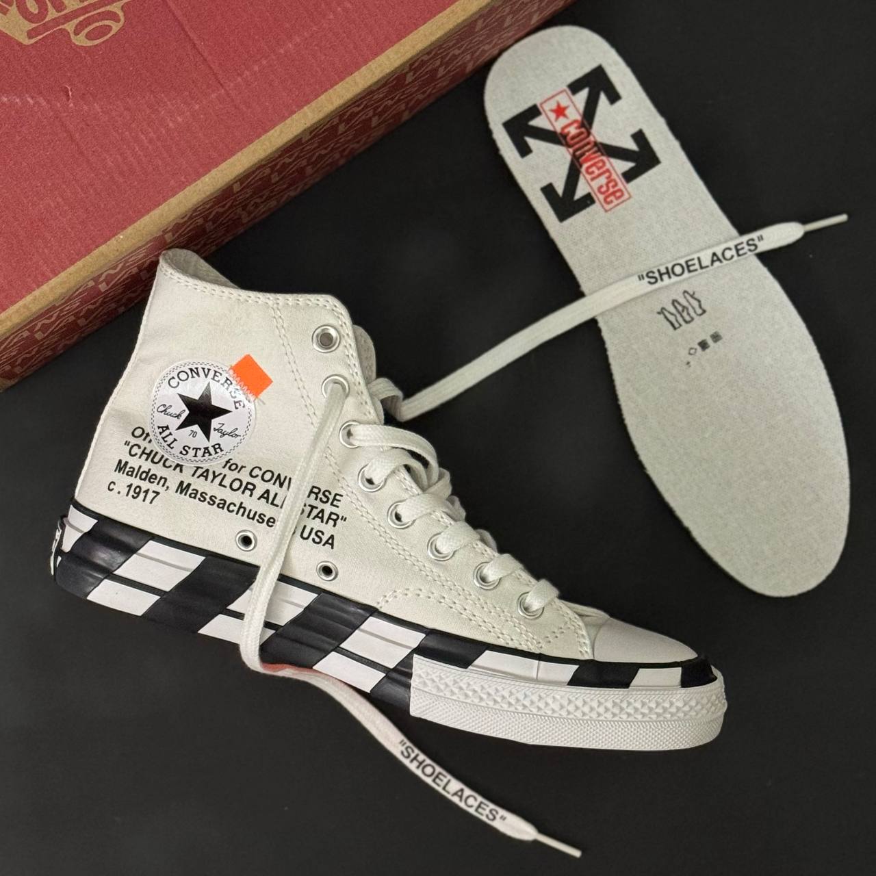 کفش کانورس آف وایت ساقدار زنانه کفش کانورس آف وایت ساقدار زنانه