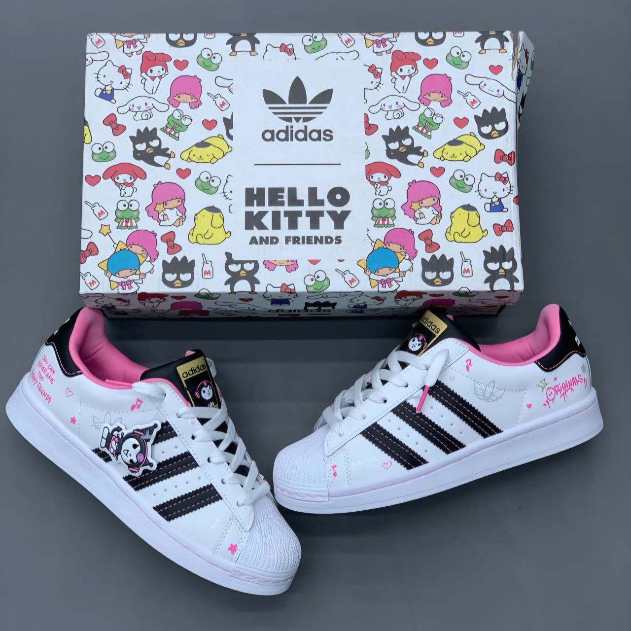 کتونی آدیداس سوپر استار کرومی زنانه کتونی آدیداس سوپر استار کرومی زنانه