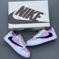 کتونی نایک ایر جردن وان تراویس اسکات صورتی زنانه