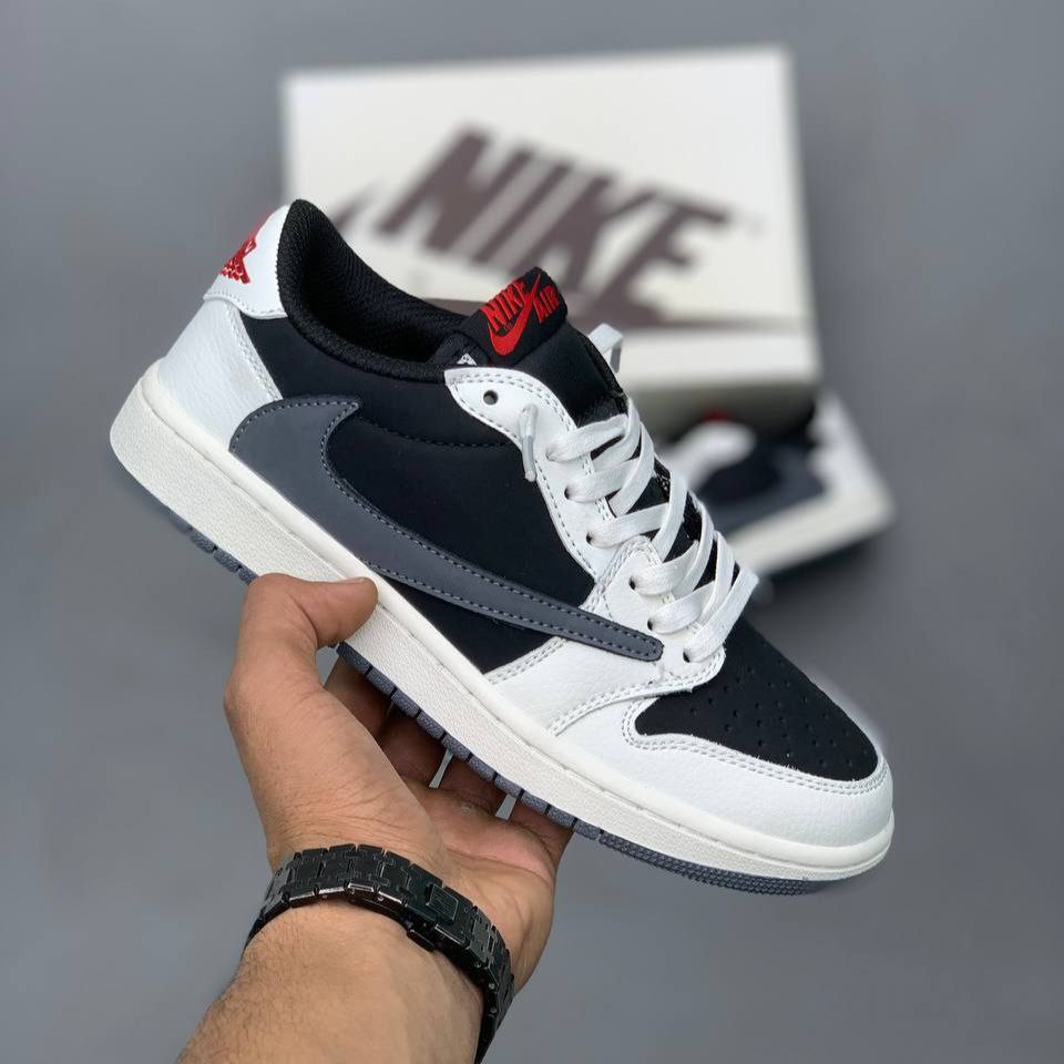 کتونی نایک ایر جردن وان تراویس اسکات زنانه مشکی سفید کتونی نایک ایر جردن وان تراویس اسکات زنانه مشکی سفید