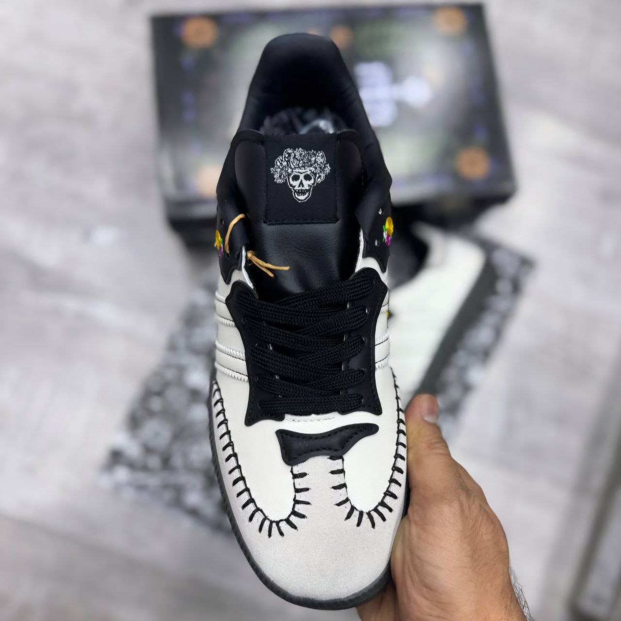 کتونی آدیداس سامبا سفید مشکی زنانه کتونی آدیداس سامبا سفید مشکی زنانه