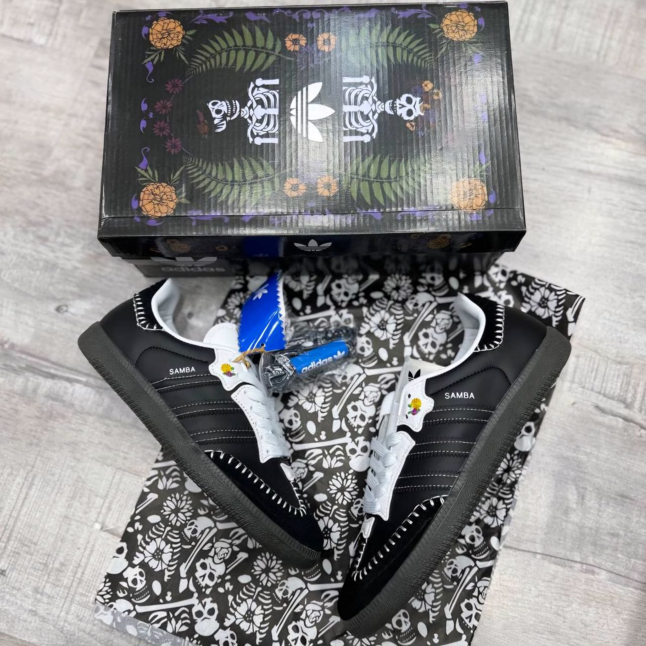 کتونی آدیداس سامبا مشکی سفید زنانه کتونی آدیداس سامبا مشکی سفید زنانه