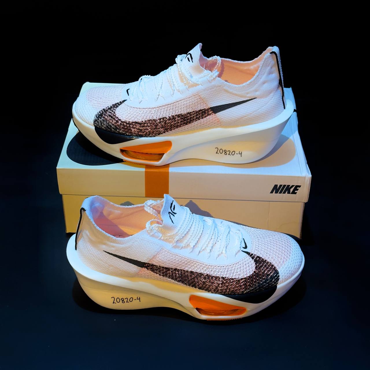 کتونی نایک ایر زوم آلفا فلای نکست 3 کتونی نایک ایر زوم آلفا فلای نکست 3