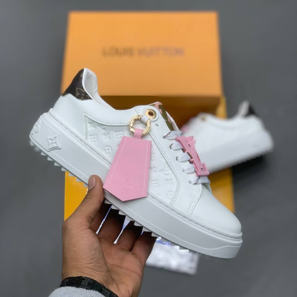 کتونی زنانه مارک دار مدل لویی ویتون مستر کتونی زنانه مارک دار مدل لویی ویتون مستر