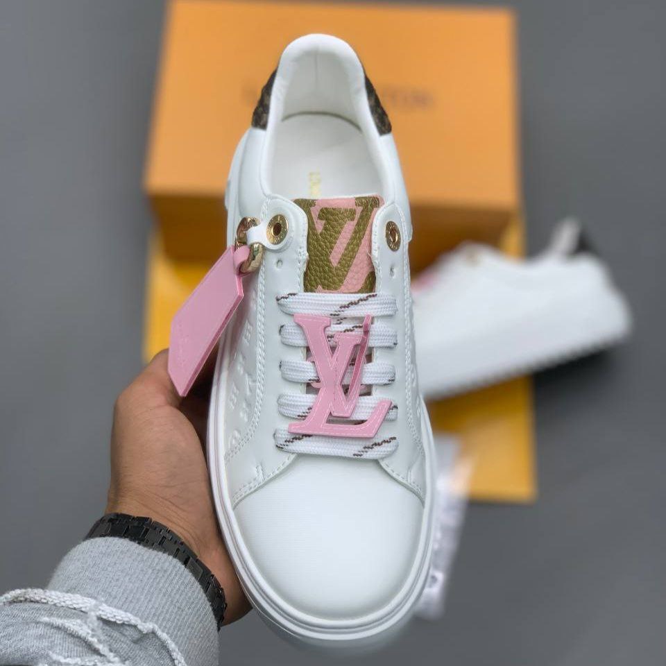 کتونی زنانه مارک دار مدل لویی ویتون مستر کتونی زنانه مارک دار مدل لویی ویتون مستر