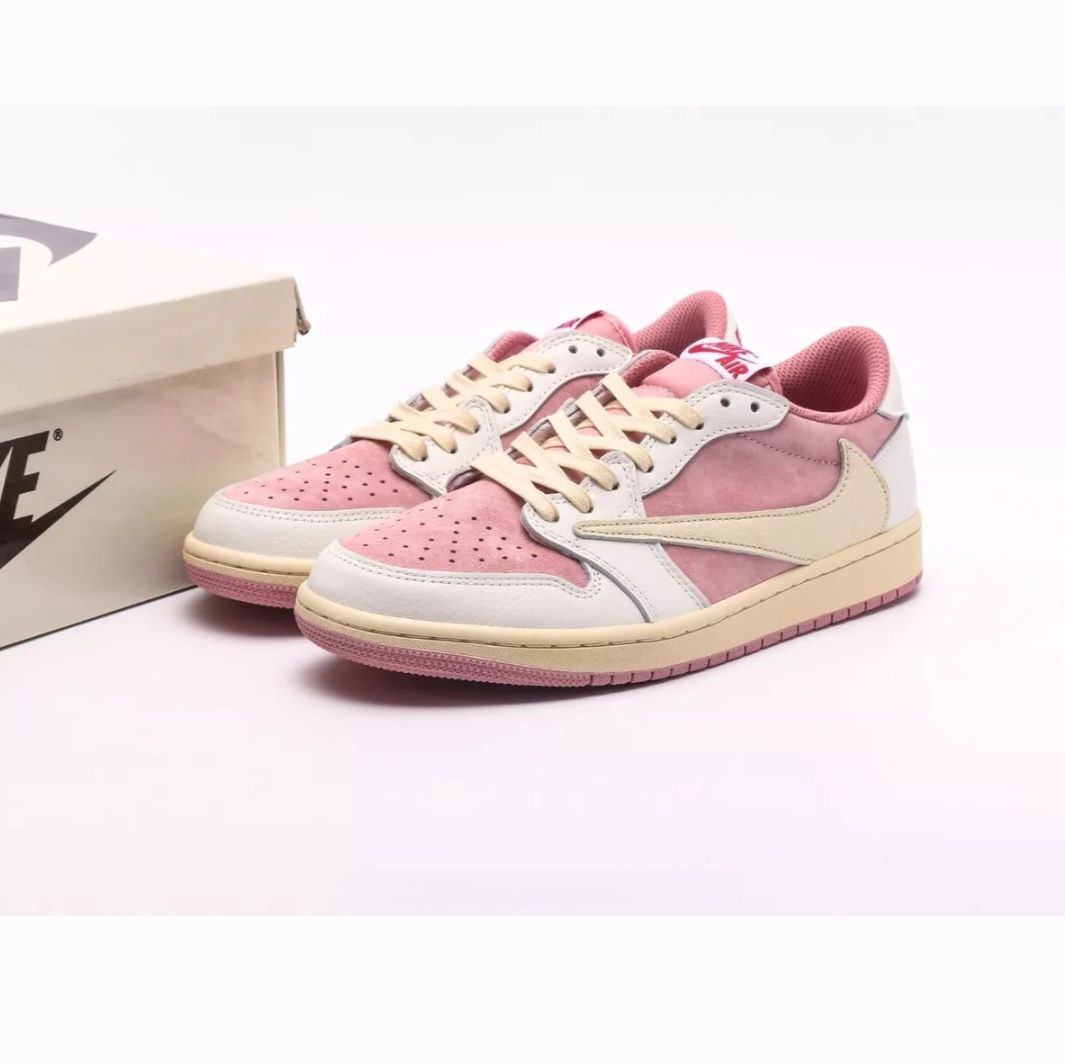 کتونی نایک جردن تراویس اسکات صورتی زنانه کتونی نایک جردن تراویس اسکات صورتی زنانه