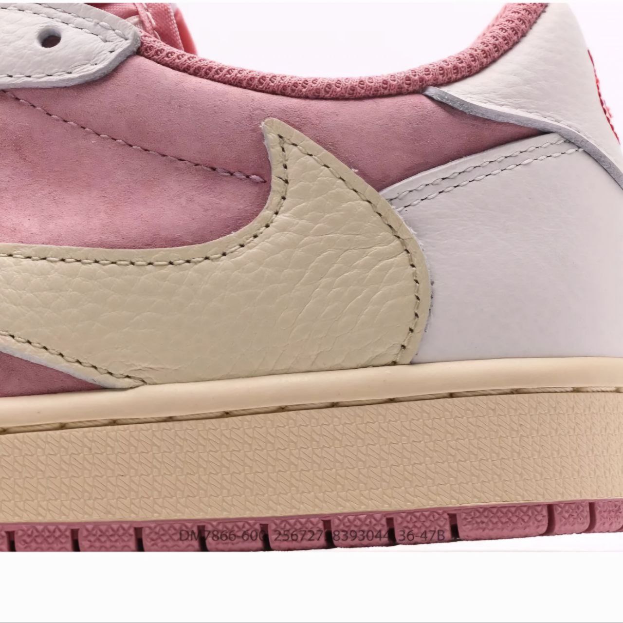 کتونی نایک جردن تراویس اسکات صورتی زنانه کتونی نایک جردن تراویس اسکات صورتی زنانه