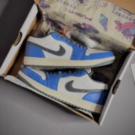 کفش اسپرت نایک ایر جردن وان لو مستر بدون ساق سفید آبی مردانه