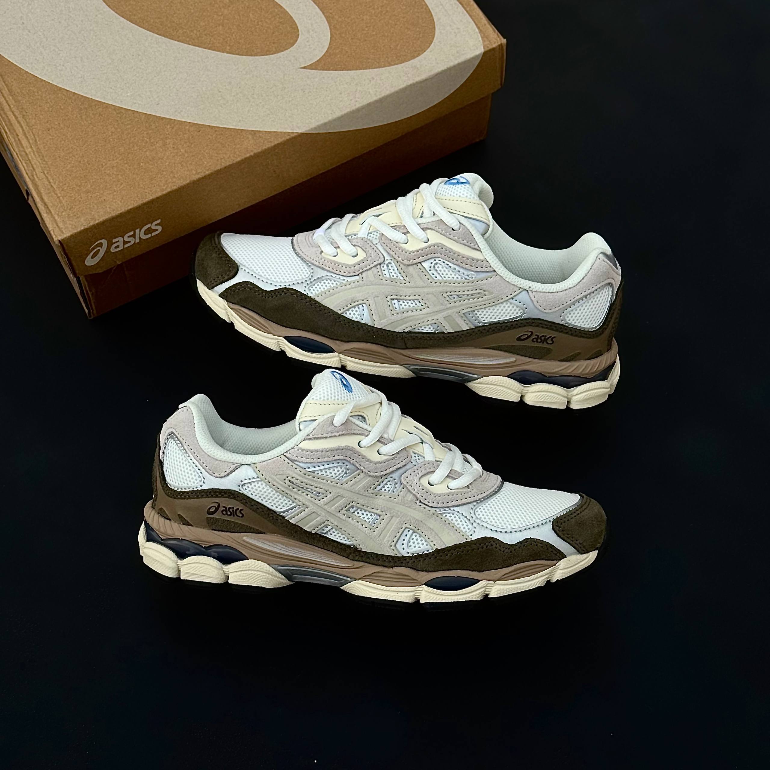 کتونی آسیکس ژل ان وای سی زنانه کتونی آسیکس ژل ان وای سی زنانه