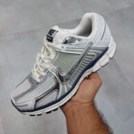 کتونی نایک زنانه مدل وومرو 5