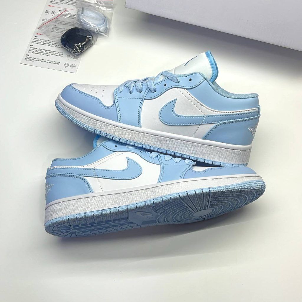 کتونی نایک زنانه مدل ایر جردن وان لو آیس بلو آبی کتونی نایک زنانه مدل ایر جردن وان لو آیس بلو آبی