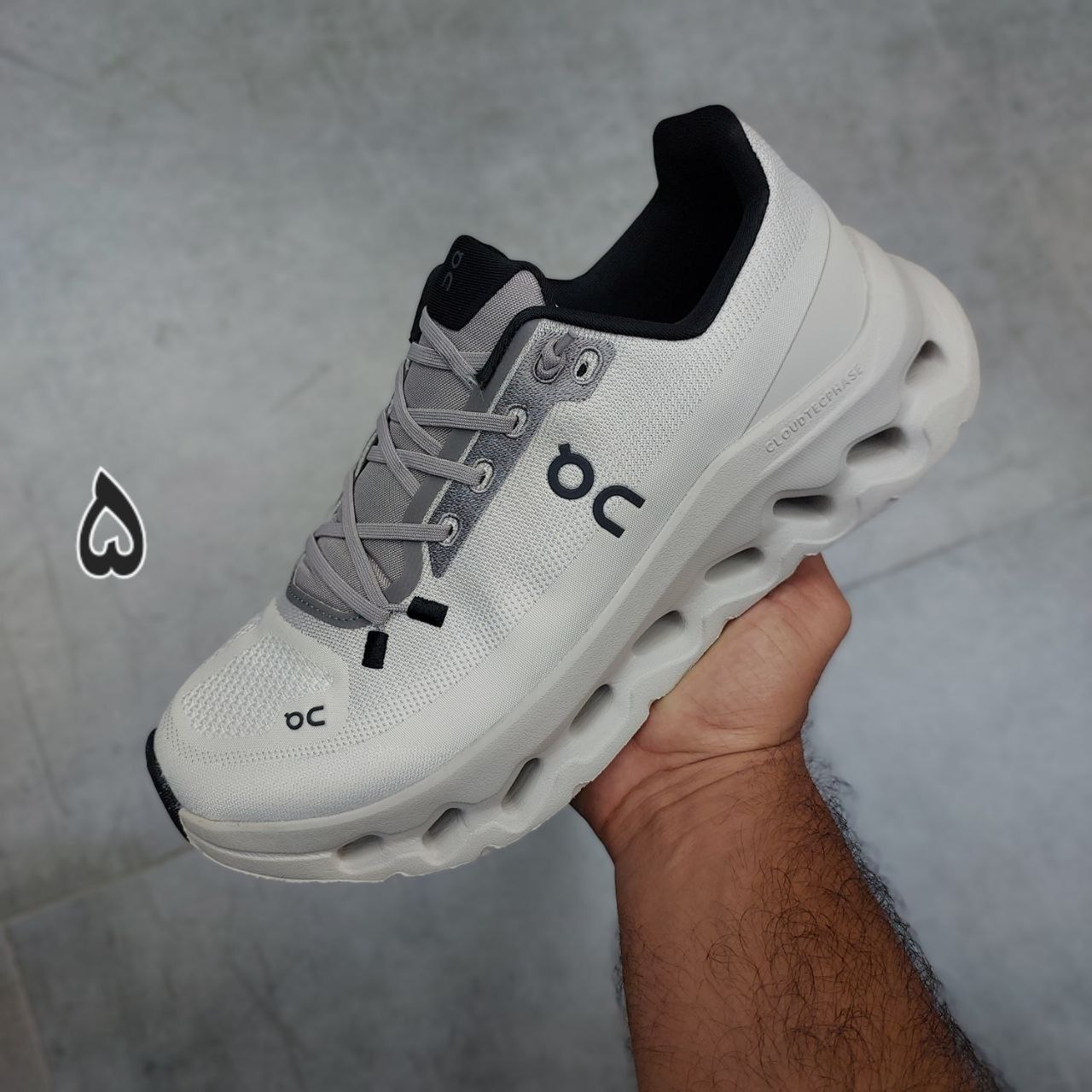 کتونی آن زنانه مدل رانینگ کلود تیلت کتونی آن زنانه مدل رانینگ کلود تیلت