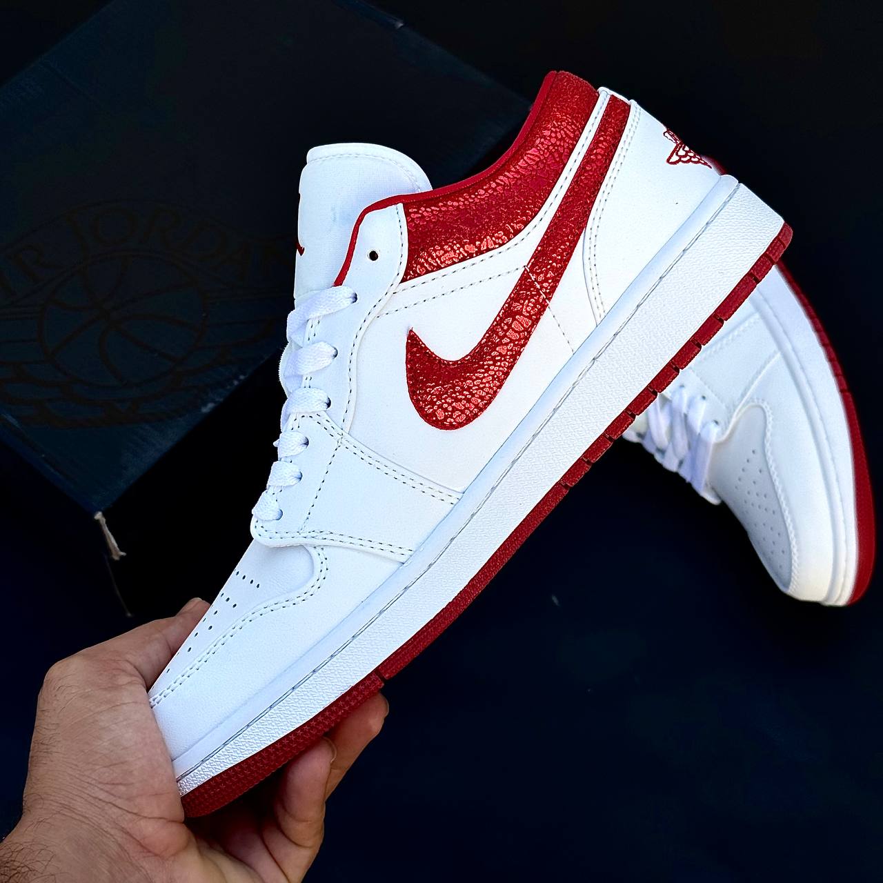 کتونی نایک ایر جردن زنانه مدل وان لو رابی کتونی نایک ایر جردن زنانه مدل وان لو رابی