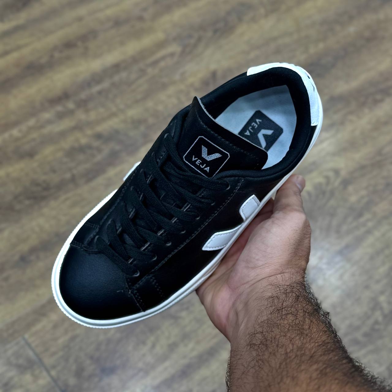 کتونی وجا زنانه مدل کمپو کتونی وجا زنانه مدل کمپو