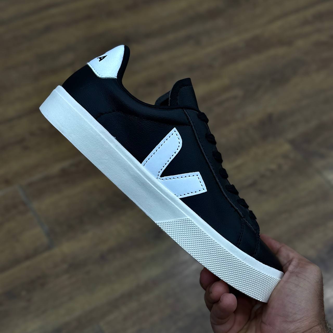 کتونی وجا زنانه مدل کمپو کتونی وجا زنانه مدل کمپو