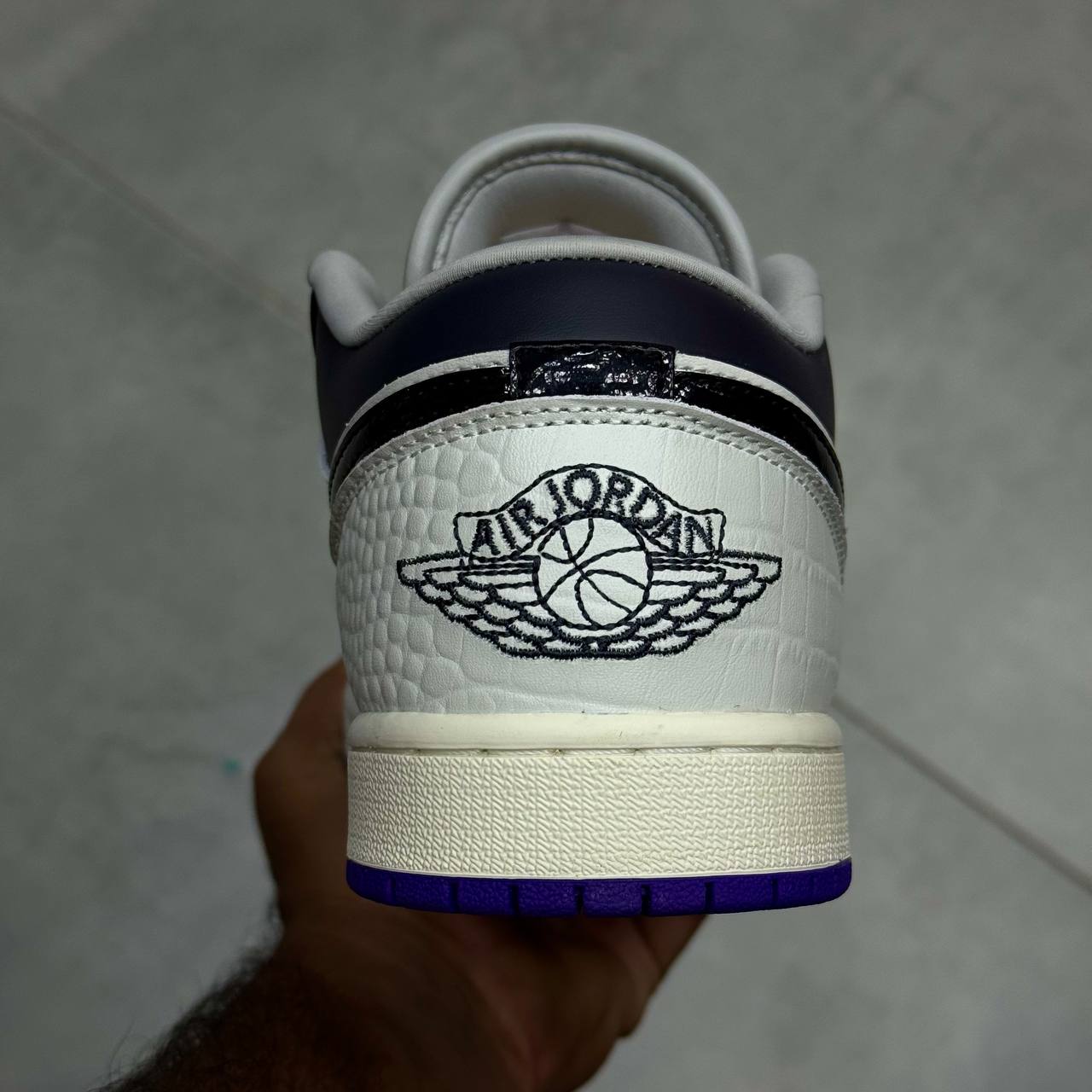 کفش نایک ایر جردن مردانه وان لو پانک راک کفش نایک ایر جردن مردانه مدل وان لو پانک راک